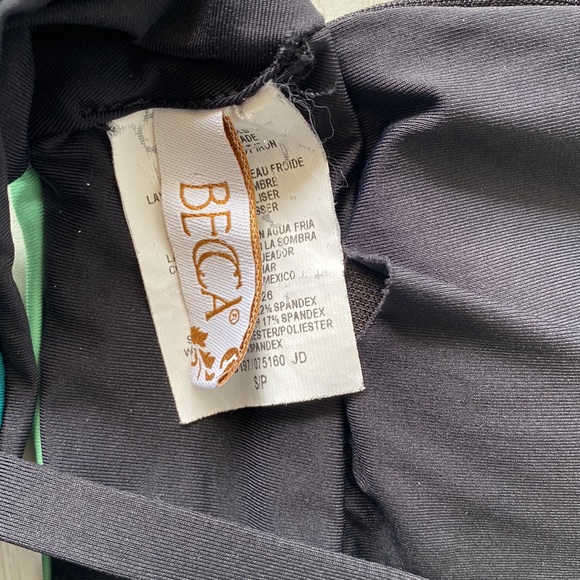 BECCA Refine Sport Ribbed Bikini Swim Top - Picture 5 of 7